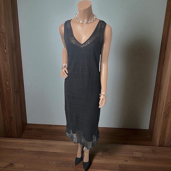 Elegant Black Lace Dress 100% line, crochet dress, sleeveless, stylish, & classy - Picture 1 of 9